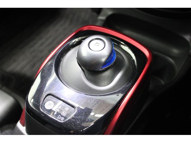 ノート ｅ－パワーニスモ　禁煙車　ＯＰＬＥＤヘッドライト　純正ナビ　全周囲カメラ　フルセグＴＶ　衝突軽減ブレーキ　ＥＴＣ　純正１６インチアルミホイール　スマートキー　プッシュスタート　Ｂｌｕｅｔｏｏｔｈ接続　電動格納ドアミラー（5枚目）