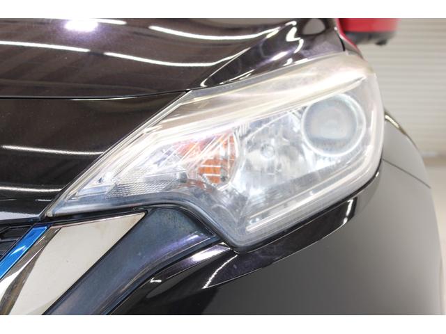 ノート ｅ－パワーニスモ　禁煙車　ＯＰＬＥＤヘッドライト　純正ナビ　全周囲カメラ　フルセグＴＶ　衝突軽減ブレーキ　ＥＴＣ　純正１６インチアルミホイール　スマートキー　プッシュスタート　Ｂｌｕｅｔｏｏｔｈ接続　電動格納ドアミラー（17枚目）
