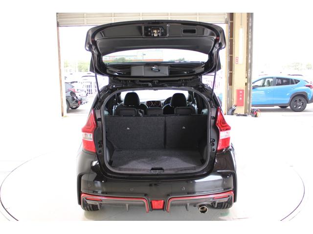 ノート ｅ－パワーニスモ　禁煙車　ＯＰＬＥＤヘッドライト　純正ナビ　全周囲カメラ　フルセグＴＶ　衝突軽減ブレーキ　ＥＴＣ　純正１６インチアルミホイール　スマートキー　プッシュスタート　Ｂｌｕｅｔｏｏｔｈ接続　電動格納ドアミラー（30枚目）