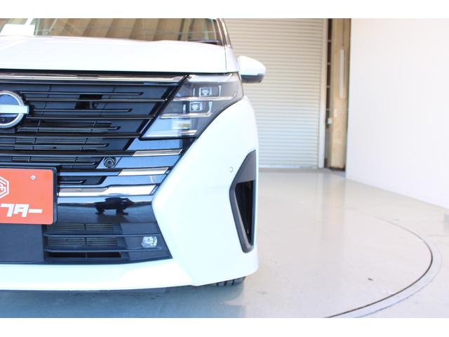 セレナ ハイウェイスターＶ　禁煙車　純正１２．３型ナビ　フルセグＴＶ　全周囲カメラ　両側電動スライドドア　衝突軽減ブレーキ　レーダークルーズコントロール　ＥＴＣ２．０　障害物センサー　ＬＥＤヘッドライト（15枚目）