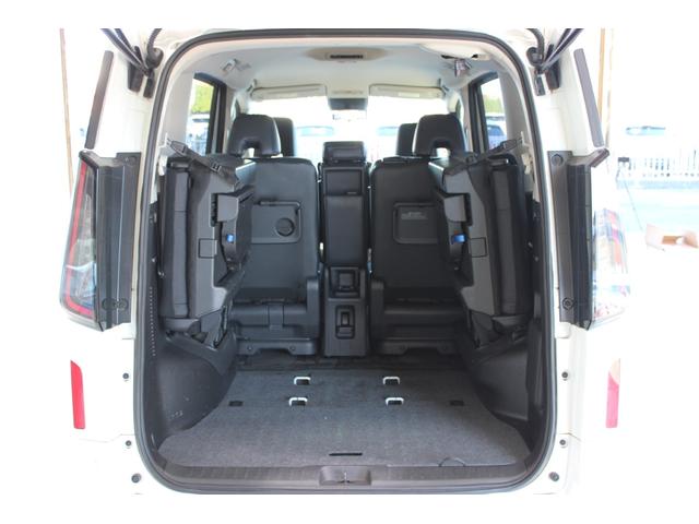 セレナ ハイウェイスターＶ　禁煙車　純正１２．３型ナビ　フルセグＴＶ　全周囲カメラ　両側電動スライドドア　衝突軽減ブレーキ　レーダークルーズコントロール　ＥＴＣ２．０　障害物センサー　ＬＥＤヘッドライト（33枚目）