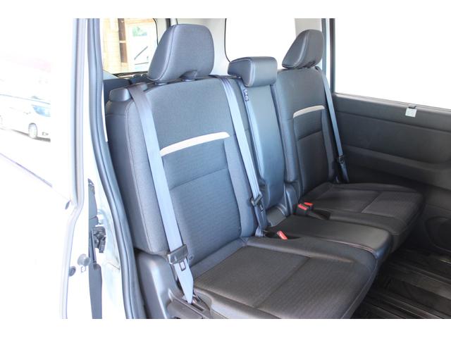 セレナ ハイウェイスターＶ　禁煙車　純正１２．３型ナビ　フルセグＴＶ　全周囲カメラ　両側電動スライドドア　衝突軽減ブレーキ　レーダークルーズコントロール　ＥＴＣ２．０　障害物センサー　ＬＥＤヘッドライト（40枚目）