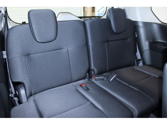 セレナ ハイウェイスターＶ　禁煙車　純正１２．３型ナビ　フルセグＴＶ　全周囲カメラ　両側電動スライドドア　衝突軽減ブレーキ　レーダークルーズコントロール　ＥＴＣ２．０　障害物センサー　ＬＥＤヘッドライト（41枚目）