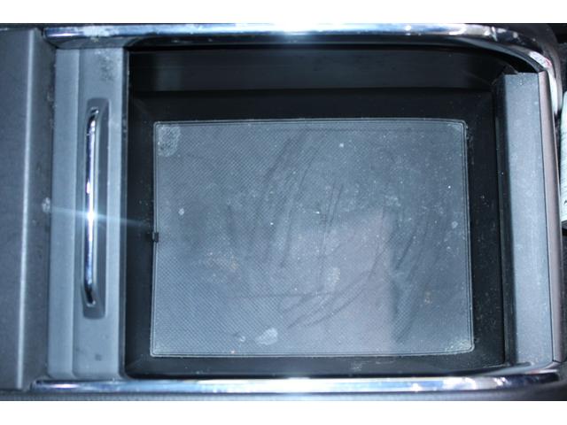 オデッセイハイブリッド ハイブリッドアブソルート・ホンダセンシングＥＸパック　ワンオーナー　純正９型ナビ　地上デジタル　バックカメラ　後席フリップダウンモニター　両側電動スライドドア　レーダークルーズコントロール　ＬＥＤヘッドライト（67枚目）