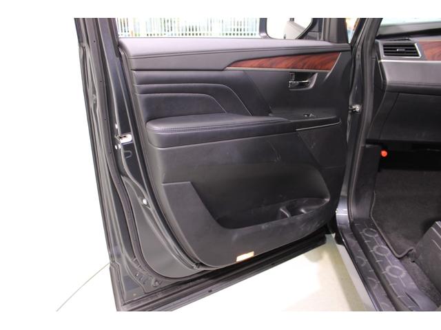 デリカD:5 P 純正9型ナビ フルセグTV バックカメラ 電動リアゲート 両側電動スライドドア 衝突軽減ブレーキ レーダークルーズ ステアリングヒーター ETC パワーシート シートヒーター Bluetooth接続(45枚目)