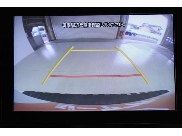 フォレスター プレミアム　ＳＴＩフルエアロ／黒革シート／純正ＯＰナビ／地デジ／ＥｙｅＳｉｇｈｔ／Ｂカメラ／Ｓカメラ／電動Ｒゲート／シートヒーター／ステアリングヒーター／パワーシート／ＡＷＤ／ＬＥＤ／ＥＴＣ２．０／パドルシフト／（4枚目）