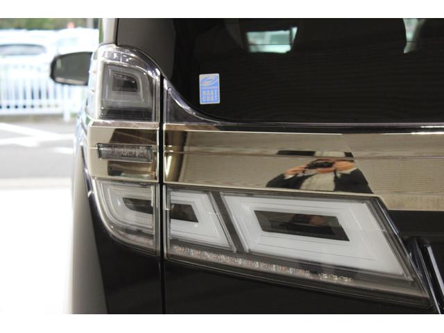 ヴェルファイア ３．５Ｚ　Ｇ　純正１０型ナビゲーションシステム／地デジ／バックカメラ／ＨＫＳ車高調／後席モニター／両側電動スライドドア／温冷黒革シート／電動リアゲート／３眼ＬＥＤヘッドランプ／デジタルインナーミラー／（23枚目）