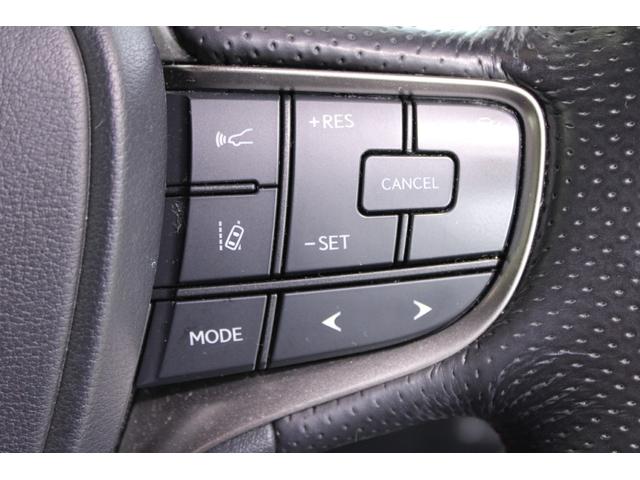 ＵＸ ＵＸ２５０ｈ　Ｆスポーツ　黒革温熱シート／純正ナビ／１オーナー／地デジ／衝突低減ブレーキ／バックカメラ／電動リアゲート／ステアリングヒーター／オートライト／オートハイビーム／ＥＴＣ２．０／レーダークルーズコントロール（45枚目）