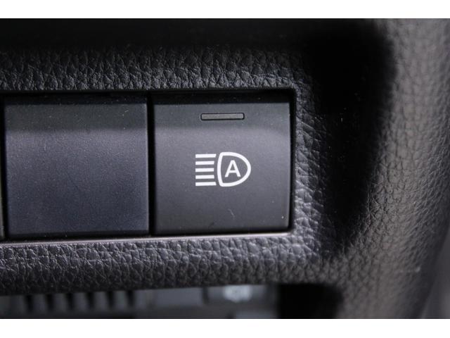 ＲＡＶ４ ハイブリッドＸ　サンルーフ／純正９インチナビ／地デジ／バックカメラ／レーダークルーズコントロール／ＬＥＤヘッドライト／フロントフォグライト／衝突軽減ブレーキ／純正１７インチＡＷ／ＥＴＣ／障害物センサー／電動格納ミラー（6枚目）
