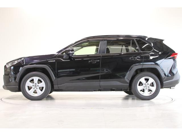 ＲＡＶ４ ハイブリッドＸ　サンルーフ／純正９インチナビ／地デジ／バックカメラ／レーダークルーズコントロール／ＬＥＤヘッドライト／フロントフォグライト／衝突軽減ブレーキ／純正１７インチＡＷ／ＥＴＣ／障害物センサー／電動格納ミラー（10枚目）