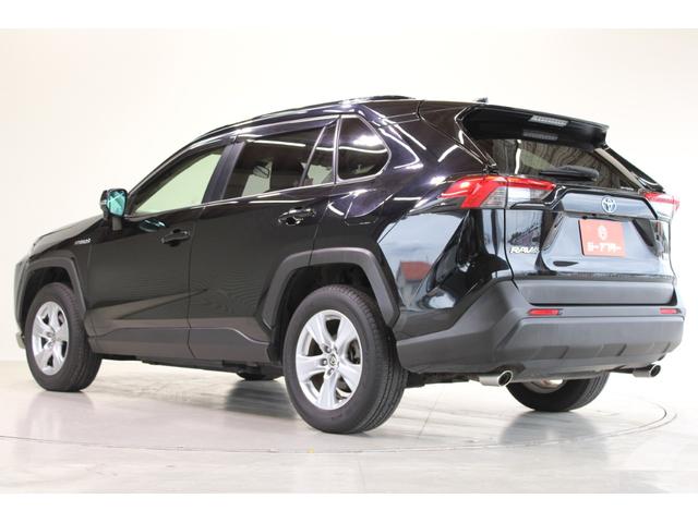 ＲＡＶ４ ハイブリッドＸ　サンルーフ／純正９インチナビ／地デジ／バックカメラ／レーダークルーズコントロール／ＬＥＤヘッドライト／フロントフォグライト／衝突軽減ブレーキ／純正１７インチＡＷ／ＥＴＣ／障害物センサー／電動格納ミラー（11枚目）
