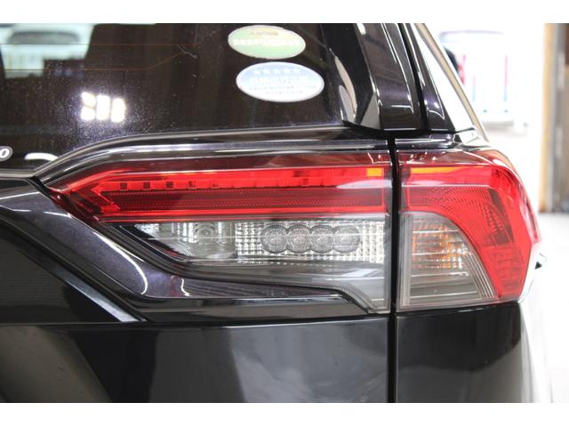 ＲＡＶ４ ハイブリッドＸ　サンルーフ／純正９インチナビ／地デジ／バックカメラ／レーダークルーズコントロール／ＬＥＤヘッドライト／フロントフォグライト／衝突軽減ブレーキ／純正１７インチＡＷ／ＥＴＣ／障害物センサー／電動格納ミラー（19枚目）