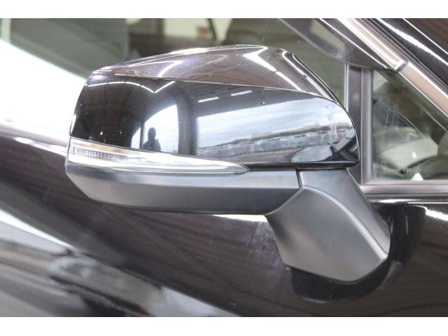 ＲＡＶ４ ハイブリッドＸ　サンルーフ／純正９インチナビ／地デジ／バックカメラ／レーダークルーズコントロール／ＬＥＤヘッドライト／フロントフォグライト／衝突軽減ブレーキ／純正１７インチＡＷ／ＥＴＣ／障害物センサー／電動格納ミラー（22枚目）