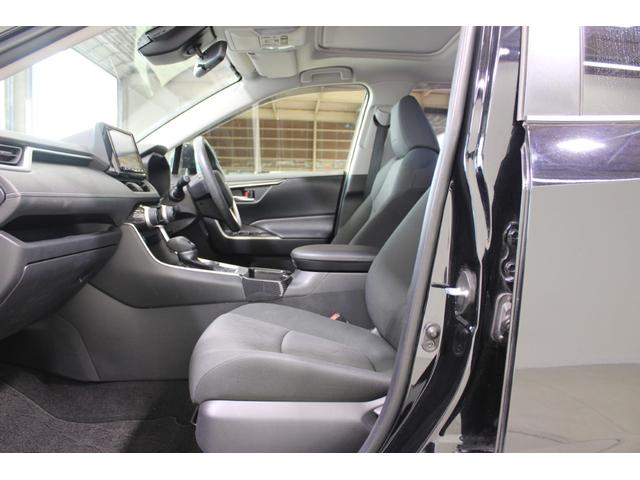 ＲＡＶ４ ハイブリッドＸ　サンルーフ／純正９インチナビ／地デジ／バックカメラ／レーダークルーズコントロール／ＬＥＤヘッドライト／フロントフォグライト／衝突軽減ブレーキ／純正１７インチＡＷ／ＥＴＣ／障害物センサー／電動格納ミラー（40枚目）