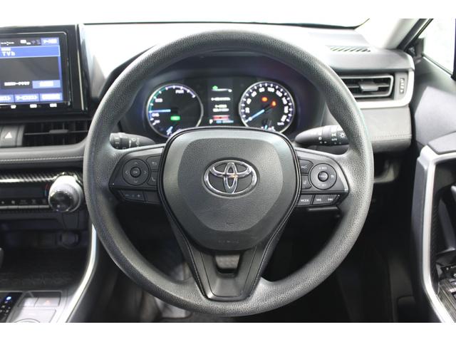 ＲＡＶ４ ハイブリッドＸ　サンルーフ／純正９インチナビ／地デジ／バックカメラ／レーダークルーズコントロール／ＬＥＤヘッドライト／フロントフォグライト／衝突軽減ブレーキ／純正１７インチＡＷ／ＥＴＣ／障害物センサー／電動格納ミラー（43枚目）