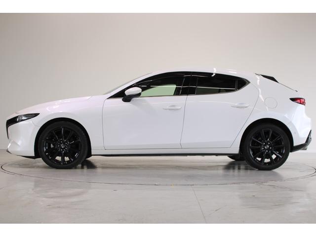ＭＡＺＤＡ３ファストバック Ｘバーガンディ　セレクション　ＢＯＳＥサウンド／純正ナビ／地デジ／全周囲カメラ／温熱赤革シート／パドルシフト／レーダークルーズコントロール／ステアリングヒーター／ＢＳＭ／ＨＤＭＩ／ＵＳＢ接続／（10枚目）