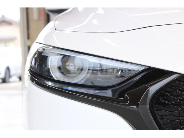 ＭＡＺＤＡ３ファストバック Ｘバーガンディ　セレクション　ＢＯＳＥサウンド／純正ナビ／地デジ／全周囲カメラ／温熱赤革シート／パドルシフト／レーダークルーズコントロール／ステアリングヒーター／ＢＳＭ／ＨＤＭＩ／ＵＳＢ接続／（18枚目）