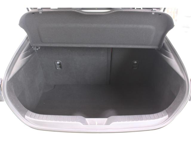 ＭＡＺＤＡ３ファストバック Ｘバーガンディ　セレクション　ＢＯＳＥサウンド／純正ナビ／地デジ／全周囲カメラ／温熱赤革シート／パドルシフト／レーダークルーズコントロール／ステアリングヒーター／ＢＳＭ／ＨＤＭＩ／ＵＳＢ接続／（30枚目）