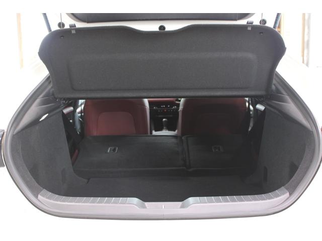 ＭＡＺＤＡ３ファストバック Ｘバーガンディ　セレクション　ＢＯＳＥサウンド／純正ナビ／地デジ／全周囲カメラ／温熱赤革シート／パドルシフト／レーダークルーズコントロール／ステアリングヒーター／ＢＳＭ／ＨＤＭＩ／ＵＳＢ接続／（31枚目）