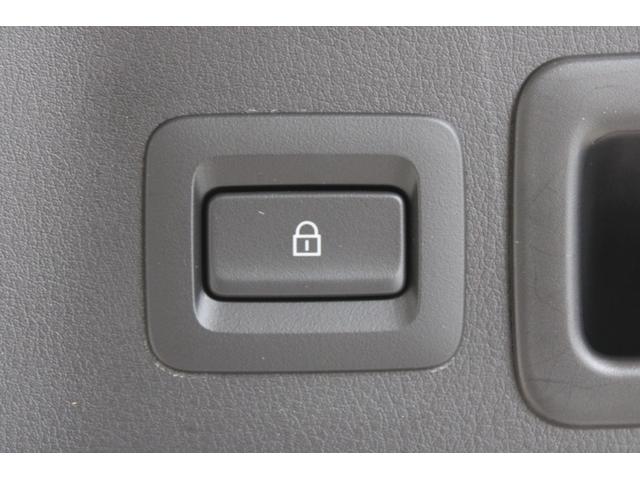 ＭＡＺＤＡ３ファストバック Ｘバーガンディ　セレクション　ＢＯＳＥサウンド／純正ナビ／地デジ／全周囲カメラ／温熱赤革シート／パドルシフト／レーダークルーズコントロール／ステアリングヒーター／ＢＳＭ／ＨＤＭＩ／ＵＳＢ接続／（32枚目）