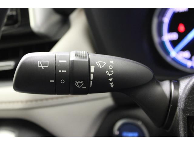 ＲＡＶ４ ハイブリッドＧ　モデリスタエアロ／純正９インチナビ／地デジ／バックカメラ／温熱白革シート／ステアリングヒーター／電動リアゲート／レーダークルーズコントロール／デジタルインナーミラー／ＥＴＣ２．０／パワーシート／ＬＥＤ（50枚目）