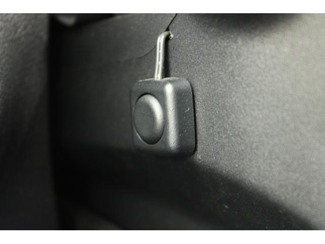 ＲＡＶ４ ハイブリッドＧ　モデリスタエアロ／純正９インチナビ／地デジ／バックカメラ／温熱白革シート／ステアリングヒーター／電動リアゲート／レーダークルーズコントロール／デジタルインナーミラー／ＥＴＣ２．０／パワーシート／ＬＥＤ（58枚目）