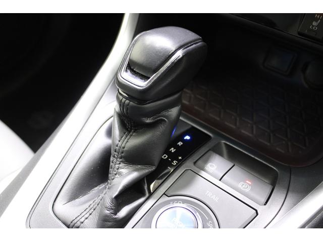 ＲＡＶ４ ハイブリッドＧ　モデリスタエアロ／純正９インチナビ／地デジ／バックカメラ／温熱白革シート／ステアリングヒーター／電動リアゲート／レーダークルーズコントロール／デジタルインナーミラー／ＥＴＣ２．０／パワーシート／ＬＥＤ（62枚目）