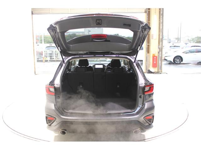 レヴォーグ ＧＴ　純正９型ナビ　フルセグＴＶ　バックカメラ　アイサイト　パドルシフト　シートヒーター　ＬＥＤヘッドライト　ビルトインＥＴＣ　純正１７ＡＷ　パワーシート　フォグライト　スマートキー　電動格納ミラー（30枚目）