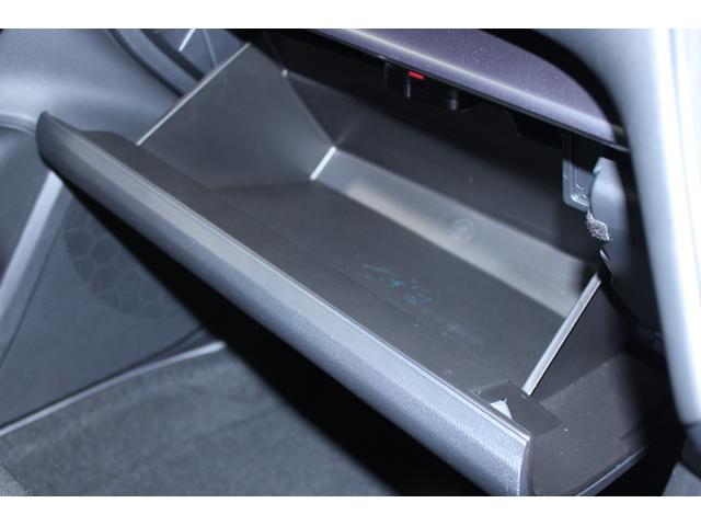 レヴォーグ ＧＴ　純正９型ナビ　フルセグＴＶ　バックカメラ　アイサイト　パドルシフト　シートヒーター　ＬＥＤヘッドライト　ビルトインＥＴＣ　純正１７ＡＷ　パワーシート　フォグライト　スマートキー　電動格納ミラー（65枚目）