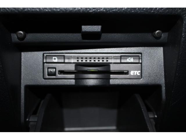 アルファード 2.5S 禁煙車 4WD 後席モニター 純正9型ナビ フルセグTV バックカメラ 電動スライドドア 7人乗り LEDヘッドライト ビルトインETC マニュアルモード付きAT アイドリングストップ(4枚目)