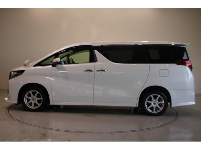 アルファード 2.5S 禁煙車 4WD 後席モニター 純正9型ナビ フルセグTV バックカメラ 電動スライドドア 7人乗り LEDヘッドライト ビルトインETC マニュアルモード付きAT アイドリングストップ(13枚目)