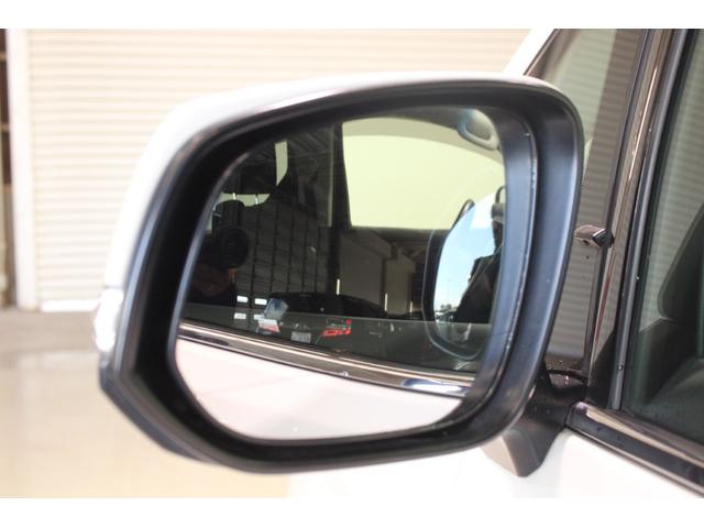 アルファード 2.5S 禁煙車 4WD 後席モニター 純正9型ナビ フルセグTV バックカメラ 電動スライドドア 7人乗り LEDヘッドライト ビルトインETC マニュアルモード付きAT アイドリングストップ(28枚目)