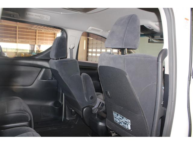 アルファード 2.5S 禁煙車 4WD 後席モニター 純正9型ナビ フルセグTV バックカメラ 電動スライドドア 7人乗り LEDヘッドライト ビルトインETC マニュアルモード付きAT アイドリングストップ(40枚目)