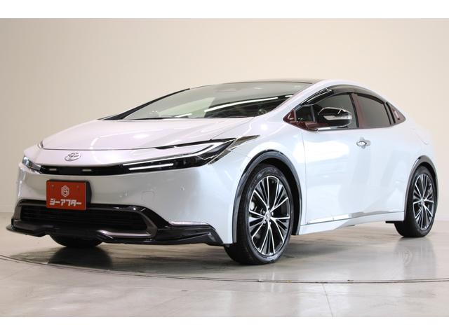 プリウス Z 禁煙車 4WD GRパフォーマンスPKG パノラマルーフ 12.3インチ純正ナビ 全周囲カメラ フルセグTV 温冷黒革シート パワーシート レーダークルーズコントロール 電動Rゲート ETC2.0(9枚目)