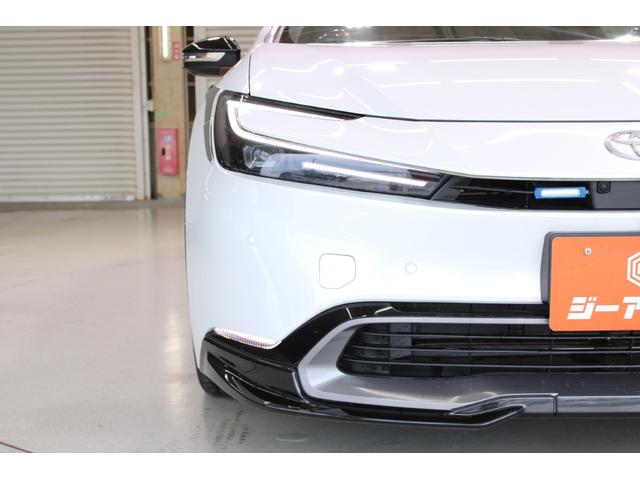 プリウス Z 禁煙車 4WD GRパフォーマンスPKG パノラマルーフ 12.3インチ純正ナビ 全周囲カメラ フルセグTV 温冷黒革シート パワーシート レーダークルーズコントロール 電動Rゲート ETC2.0(17枚目)
