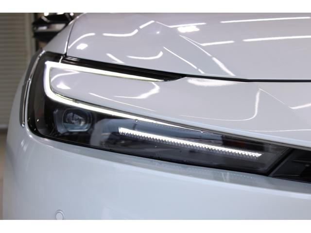 プリウス Z 禁煙車 4WD GRパフォーマンスPKG パノラマルーフ 12.3インチ純正ナビ 全周囲カメラ フルセグTV 温冷黒革シート パワーシート レーダークルーズコントロール 電動Rゲート ETC2.0(18枚目)