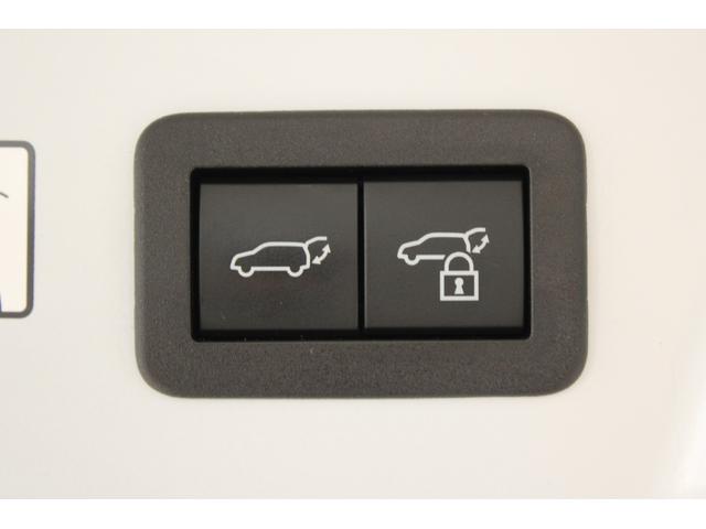 プリウス Z 禁煙車 4WD GRパフォーマンスPKG パノラマルーフ 12.3インチ純正ナビ 全周囲カメラ フルセグTV 温冷黒革シート パワーシート レーダークルーズコントロール 電動Rゲート ETC2.0(32枚目)