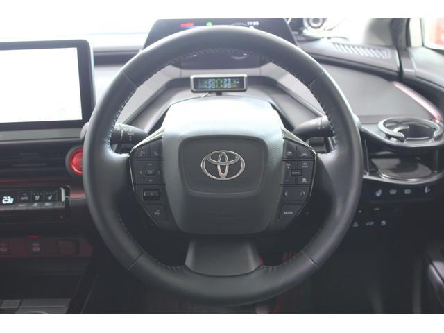 プリウス Z 禁煙車 4WD GRパフォーマンスPKG パノラマルーフ 12.3インチ純正ナビ 全周囲カメラ フルセグTV 温冷黒革シート パワーシート レーダークルーズコントロール 電動Rゲート ETC2.0(44枚目)