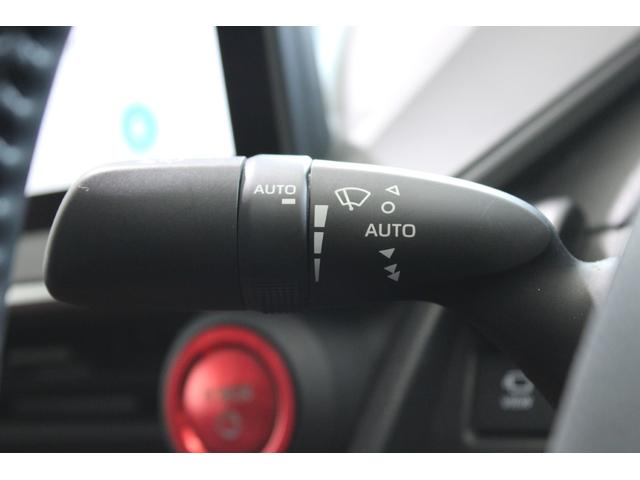 プリウス Z 禁煙車 4WD GRパフォーマンスPKG パノラマルーフ 12.3インチ純正ナビ 全周囲カメラ フルセグTV 温冷黒革シート パワーシート レーダークルーズコントロール 電動Rゲート ETC2.0(52枚目)