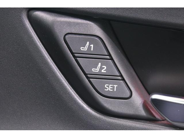 プリウス Z 禁煙車 4WD GRパフォーマンスPKG パノラマルーフ 12.3インチ純正ナビ 全周囲カメラ フルセグTV 温冷黒革シート パワーシート レーダークルーズコントロール 電動Rゲート ETC2.0(54枚目)