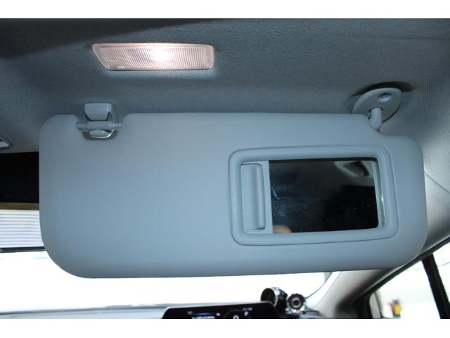 プリウス Z 禁煙車 4WD GRパフォーマンスPKG パノラマルーフ 12.3インチ純正ナビ 全周囲カメラ フルセグTV 温冷黒革シート パワーシート レーダークルーズコントロール 電動Rゲート ETC2.0(69枚目)