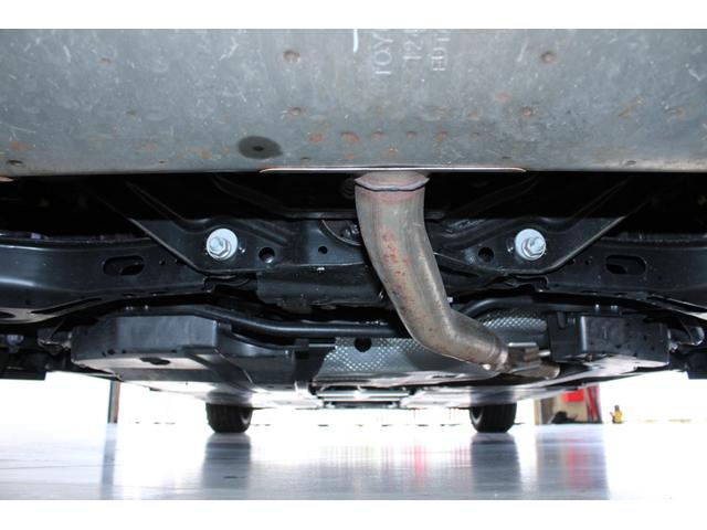 プリウス Z 禁煙車 4WD GRパフォーマンスPKG パノラマルーフ 12.3インチ純正ナビ 全周囲カメラ フルセグTV 温冷黒革シート パワーシート レーダークルーズコントロール 電動Rゲート ETC2.0(72枚目)