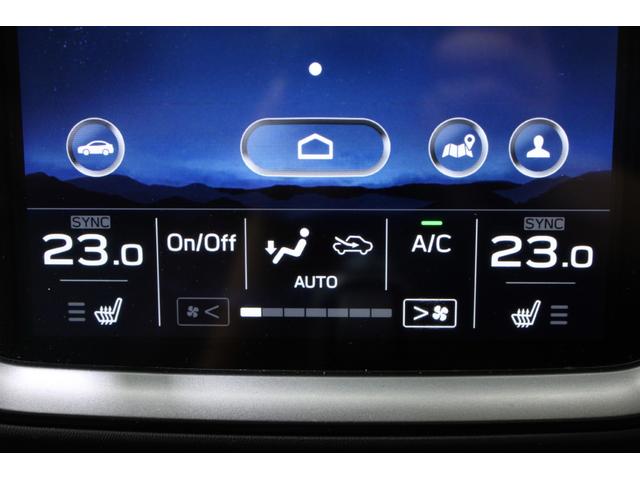 レヴォーグ ＳＴＩスポーツ　ＥＸ　禁煙車　アイサイトＸテクノロジー　純正１１．６インチナビ　フロントサイドバックカメラ　フルセグＴＶ　レーダークルーズコントロール　衝突軽減ブレーキ　温熱赤黒革シート　メモリー付きパワーシート　ＬＥＤ（6枚目）