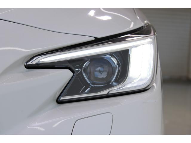 レヴォーグ ＳＴＩスポーツ　ＥＸ　禁煙車　アイサイトＸテクノロジー　純正１１．６インチナビ　フロントサイドバックカメラ　フルセグＴＶ　レーダークルーズコントロール　衝突軽減ブレーキ　温熱赤黒革シート　メモリー付きパワーシート　ＬＥＤ（16枚目）