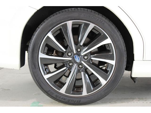 レヴォーグ ＳＴＩスポーツ　ＥＸ　禁煙車　アイサイトＸテクノロジー　純正１１．６インチナビ　フロントサイドバックカメラ　フルセグＴＶ　レーダークルーズコントロール　衝突軽減ブレーキ　温熱赤黒革シート　メモリー付きパワーシート　ＬＥＤ（24枚目）