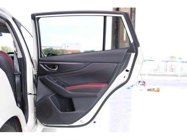 レヴォーグ ＳＴＩスポーツ　ＥＸ　禁煙車　アイサイトＸテクノロジー　純正１１．６インチナビ　フロントサイドバックカメラ　フルセグＴＶ　レーダークルーズコントロール　衝突軽減ブレーキ　温熱赤黒革シート　メモリー付きパワーシート　ＬＥＤ（28枚目）