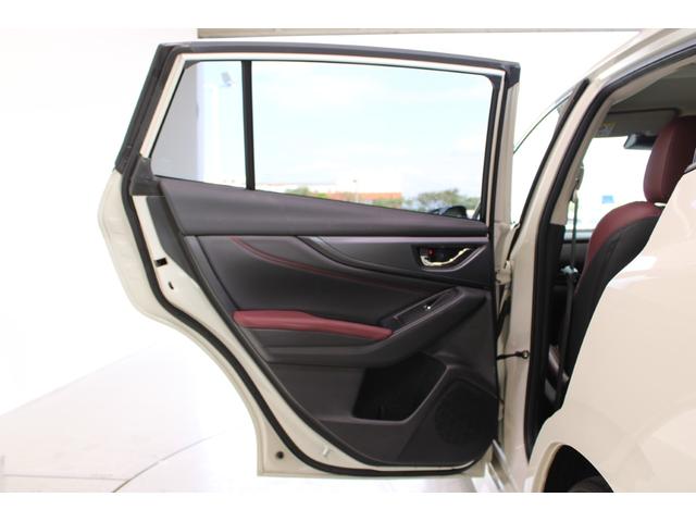 レヴォーグ ＳＴＩスポーツ　ＥＸ　禁煙車　アイサイトＸテクノロジー　純正１１．６インチナビ　フロントサイドバックカメラ　フルセグＴＶ　レーダークルーズコントロール　衝突軽減ブレーキ　温熱赤黒革シート　メモリー付きパワーシート　ＬＥＤ（33枚目）