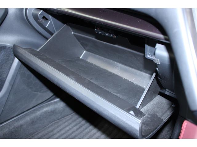 レヴォーグ ＳＴＩスポーツ　ＥＸ　禁煙車　アイサイトＸテクノロジー　純正１１．６インチナビ　フロントサイドバックカメラ　フルセグＴＶ　レーダークルーズコントロール　衝突軽減ブレーキ　温熱赤黒革シート　メモリー付きパワーシート　ＬＥＤ（69枚目）