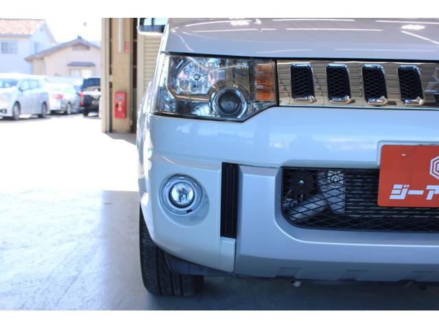 デリカＤ：５ シャモニー　ワンオーナー　禁煙車　純正ナビ　バックカメラ　フルセグＴＶ　アルパイン１０．１インチ後席モニター　オートクルーズコントロール　両側電動スライドドア　パドルシフト　パワーシート　フロントサイドカメラ（17枚目）
