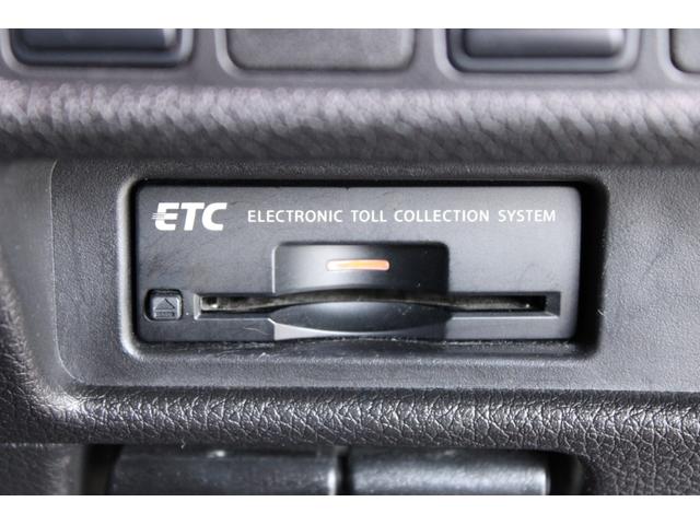 エクストレイル 20X ハイブリッド 禁煙車 純正ナビ(SD確認中) 全周囲カメラ 電動リアゲート 防水シート プロパイロット 衝突軽減ブレーキ ルーフレール ビルトインETC 全席シートヒーター デジタルインナーミラー LED(7枚目)